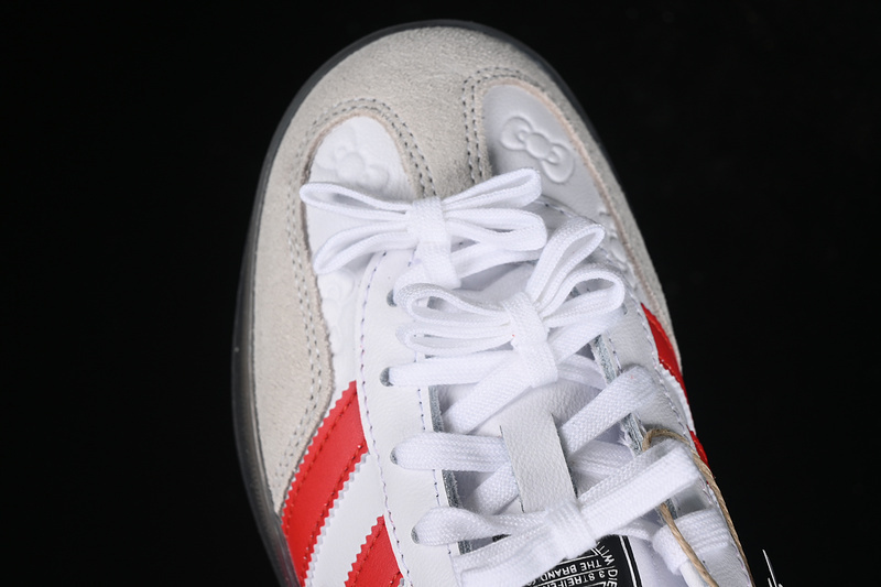 Gazelle indoor x hello kitty anniversary