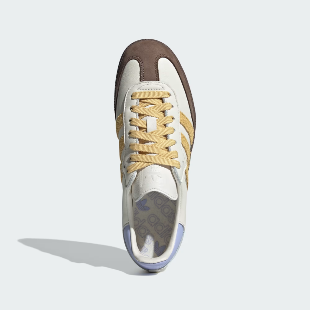 Samba off white oat violet tone